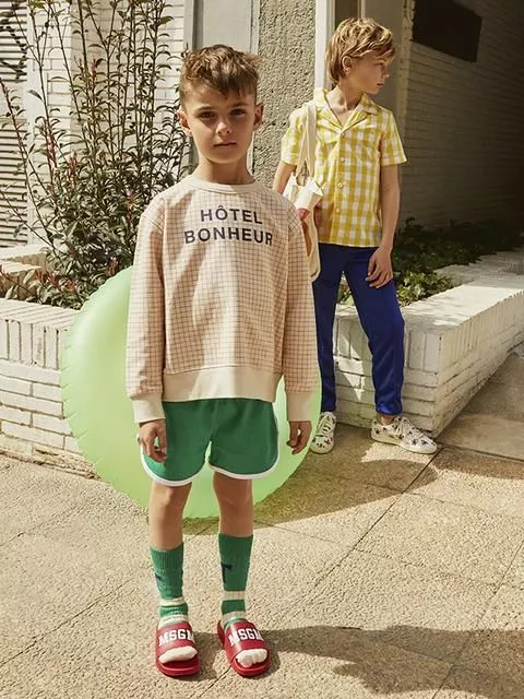 11 16